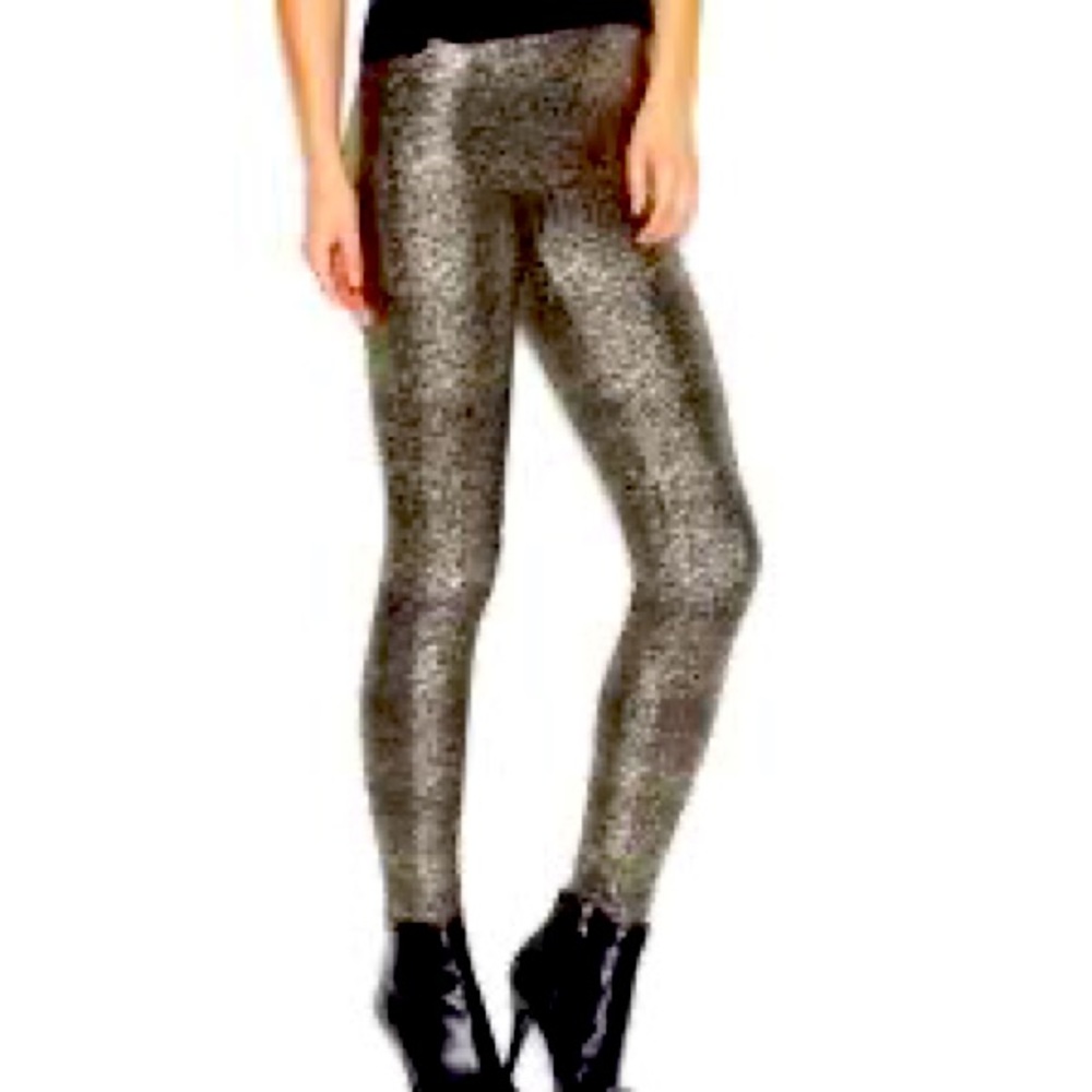 Bar III Gold + Black Lined Leggings - NWT never worn - Large